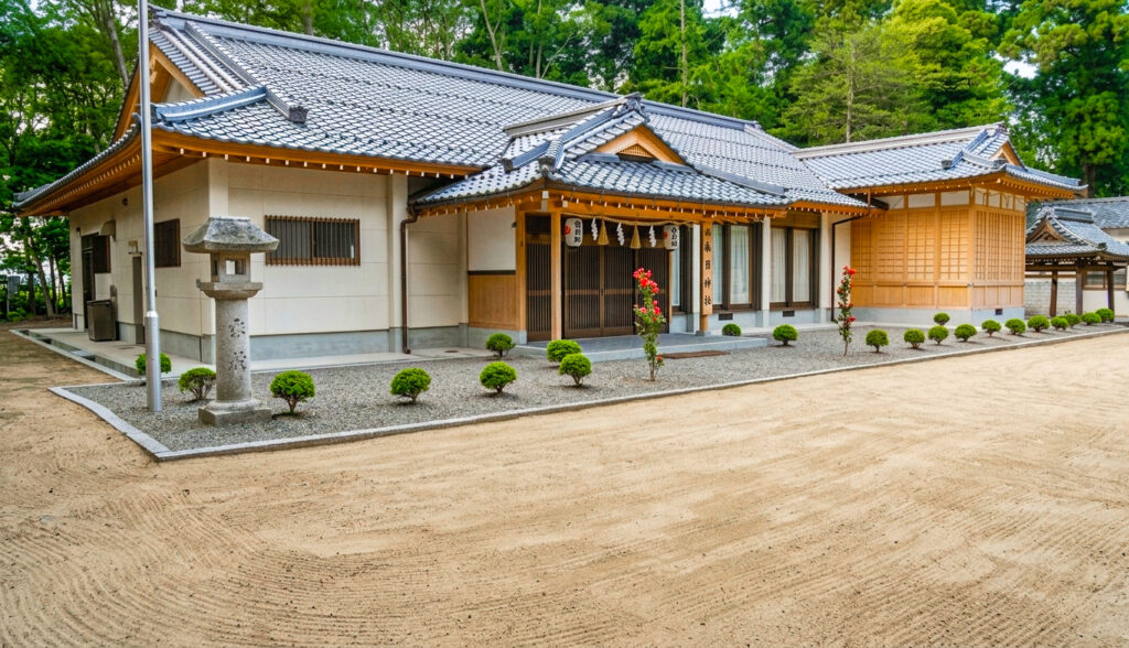 堅井の宮参集殿