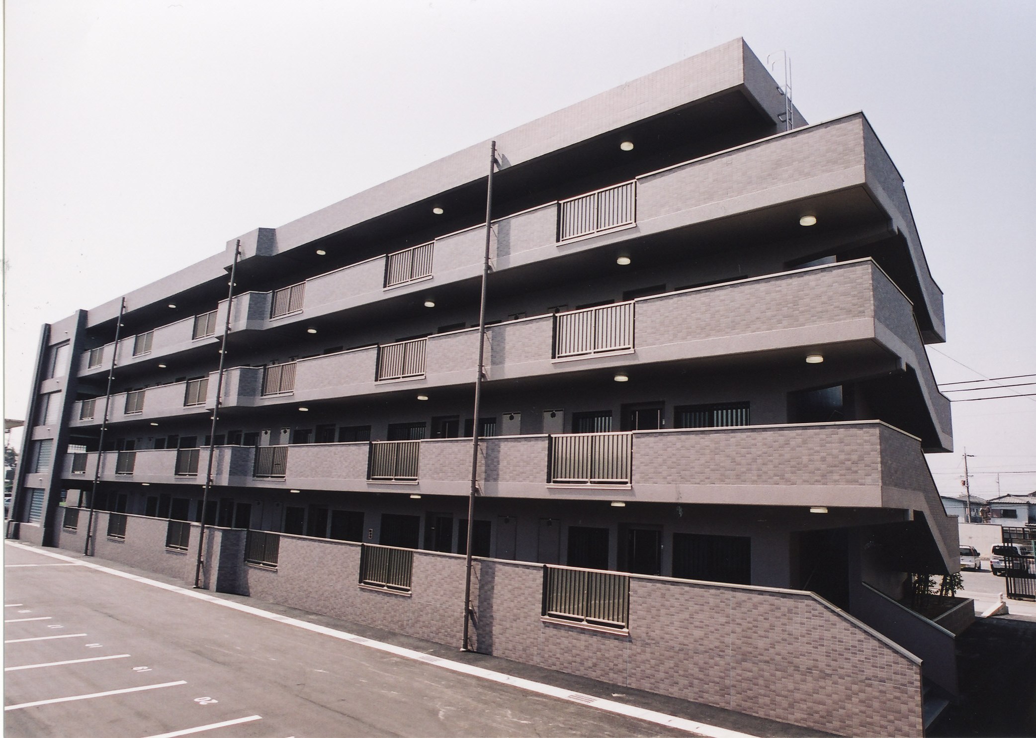 特定優良賃貸住宅 グランシャリオ｜大村建築設計事務所