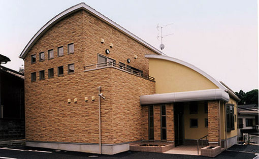 広いリハビリ室のある整形外科